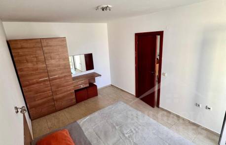 Pool view! Spacious apartment in Sunny Beach, “Sun Village” complex - Photo 11