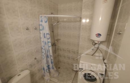 Просторная студия с видом на бассейн на первой линии - Фото 15