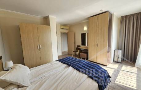 Sea view, beachfront, 3 bedrooms, “Obzor Beach Resort” complex - Photo 24