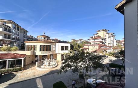 Bright apartment with a pool view in a prestigious complex in Nessebar - Photo 20