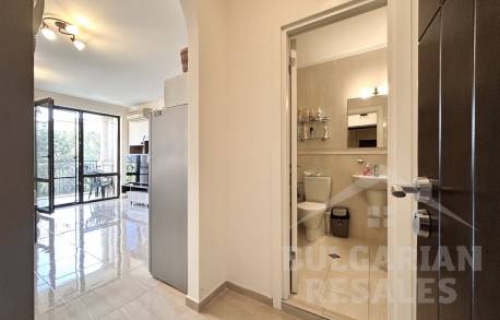 Bright apartment with a pool view in a prestigious complex in Nessebar - Photo 21