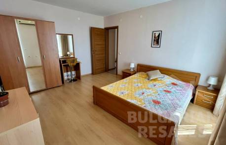 Фронтальный вид на море, первая линия, 3 спальни, комплекс 