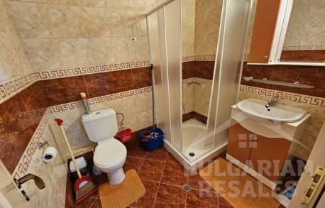 Spacious apartment with sea and mountain views in Elenite - Photo 18