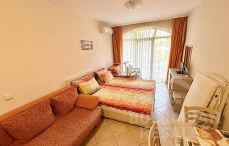 Štúdio v hoteli „Royal Sun“ s prístupom priamo k bazénu - Фото3