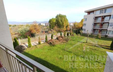 Хубава цена! Апартамент в целогодишен комплекс - Снимка 16