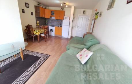 Хубава цена! Апартамент в целогодишен комплекс - Снимка 6