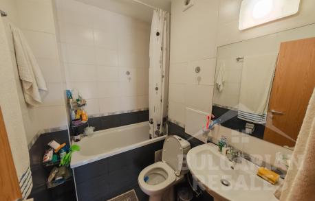 Първа линия! Апартамент в премиум комплекс „Райска градина“ - Снимка 9