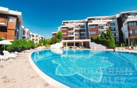 Spacious apartment with sea and mountain views in Elenite - Photo 23