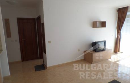 Jednoizbový byt v Etara 1 - Фото3