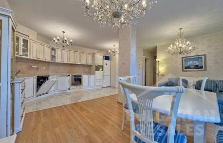 Luxusná dvojizbová nehnuteľnosť v projekte Isis Palace - Фото6