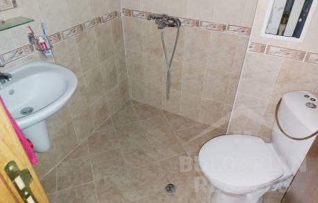 Special offer! Studio overlooking the pool - Photo 11