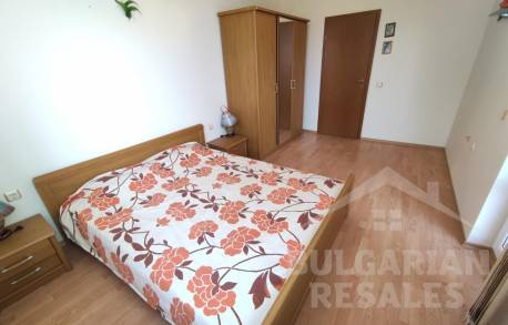 Хубава цена! Апартамент в целогодишен комплекс - Снимка 11