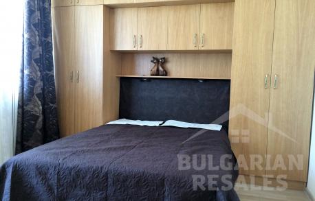 Тристаен апартамент в Несебър - Снимка 9