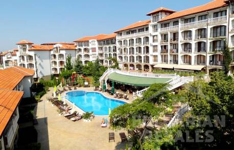 ID1405 Апартамент в уютен комплекс Triumph - Снимка 2