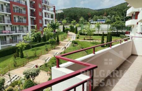 Апартамент с видом на бассейн и территорию - Фото7