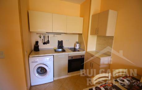 ID118 Тристаен апартамент в комплекс Royal Sun - Снимка 7