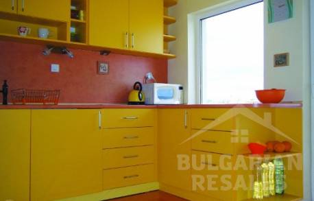 Двухкомнатная квартира в Сарафово - Фото 1