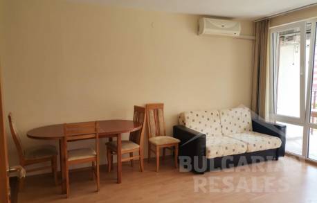 Апартамент с видом на бассейн и территорию - Фото2