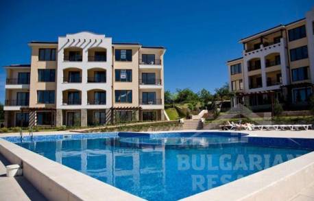 Apartments in the Paradise View complex - Photo 2