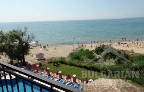 Two-bedroom first line flat Carina Beach complex - Photo 1