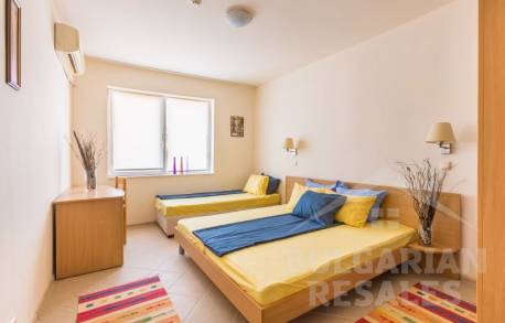 Two-bedroom first line flat Carina Beach complex - Photo 15