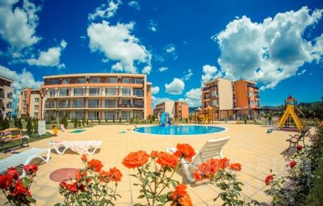 Апартамент с 2 спални в Holiday Golf Fort Club - Снимка 1