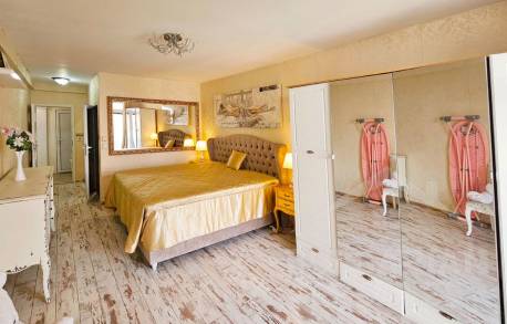 Výhľad na more, moderná rekonštrukcia, 2 spálne, komplex „Oasis“, Ravda - Фото9