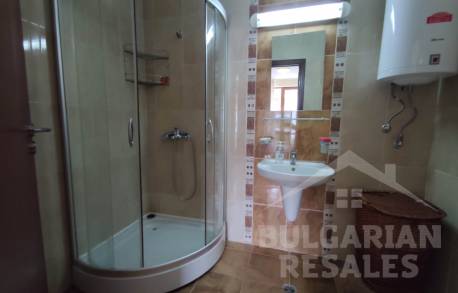 Three-room apartment with great layout - Photo 11