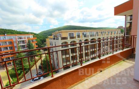 Апартамент с гледка към морето в комплекс Privilege Fort Beach - Снимка 24