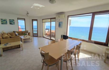 4 стаен апартамент с фронтална гледка море - Снимка 1