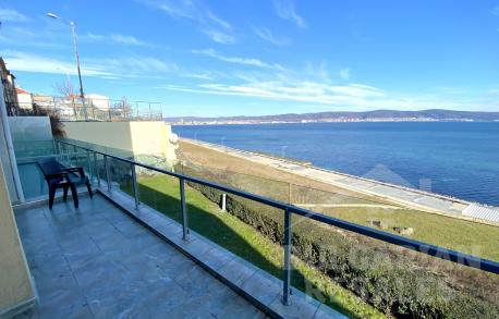 Фронтален изглед към морето Комплекс Belvedere - Снимка 11