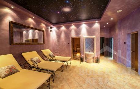 Buy an apartment in a luxury complex Izida Palace - Photo 15