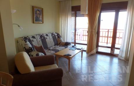 Three bedroom flat in the Santa Marina complex - Photo 9