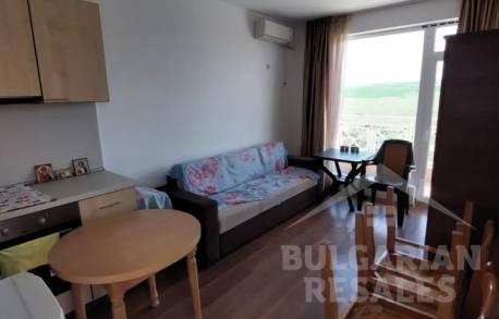 Студия по выгодной цене в комплексе 