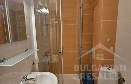 Просторен апартамент с панорамна гледка към морето в Свети Влас на разсрочено плащане - Снимка 15