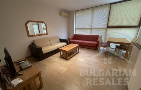 Apartment in a small complex near the sea - Photo 3
