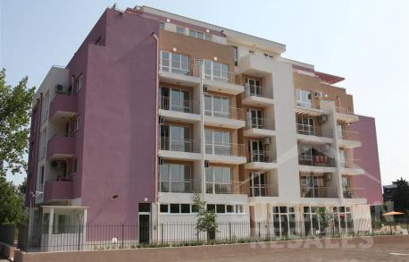 Апартамент с 1 спалня на слънчевия плаж - Снимка 11