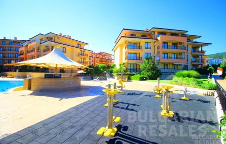 Купете апартамент на втора линия на брега - Снимка 17