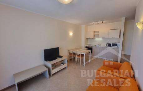 Отличная квартира с видом на бассейн на Солнеченом Берегу - Фото 9