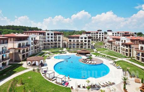 Apartment in a luxury complex Green Life - Photo 1