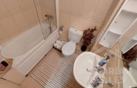 Byt s dobrou opravou a nábytkom - Фото13