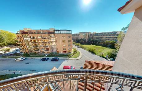 Трехкомнатная квартира в 