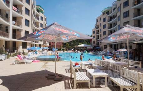 ID1178 Апартамент с изглед към басейна в Avalon - Снимка 19