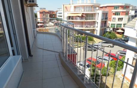 Апартамент в Несебър с гледка към морето 3 - Снимка 6