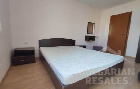 Двустаен апартамент с красива гледка към морето в Свети Влас - Снимка 10