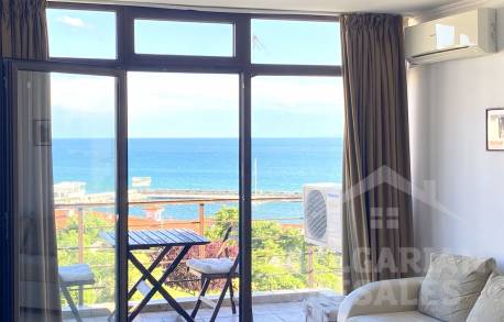 Панорамна гледка към морето, първа линия - Снимка 11