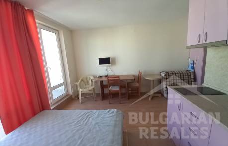 Супер цена! Студио с изглед към морето в отлично състояние - Снимка 4