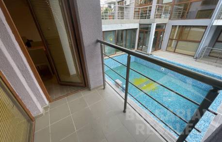 Apartment in a small complex near the sea - Photo 4