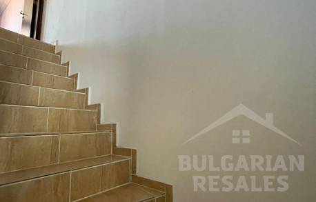 Голям апартамент тип мезонет с гледка към морето - Снимка 10