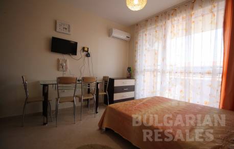 Уютно студио в комплекс Sun and Sea - Снимка 8